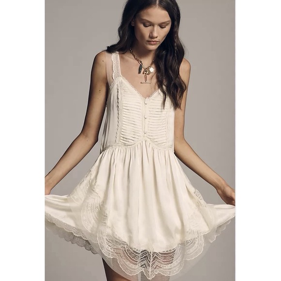 Anthropologie Dresses & Skirts - ANTHROPOLOGIE Lacey Satin Slip Dress Women's Size Medium Ivory NWT